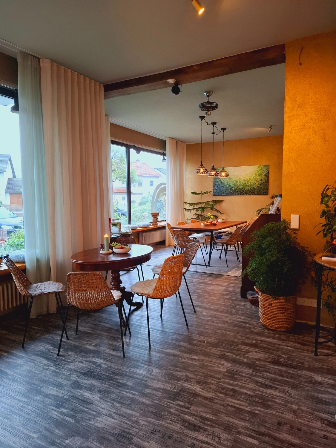 Sirima Miller - LEBENS(T)RAUM für Körper, Geist & Seele - Therapieraum innen